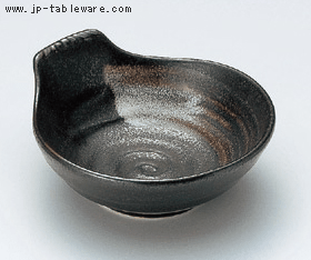 黒釉白刷毛呑水