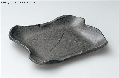 黒碧彫入変型皿