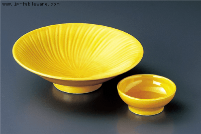 黄交趾平鉢