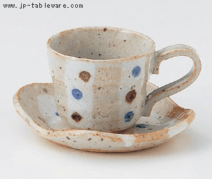 白タタキ水玉コーヒーC/S(碗と受け皿セット) 白タタキ水玉コーヒーC/S(碗と受け皿セット)