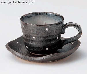 黒釉水玉コーヒーＣ／Ｓ（碗と受け皿セット）