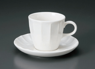 ソギ白コーヒー碗皿(碗と受け皿セット) ソギ白コーヒー碗皿(碗と受け皿セット)