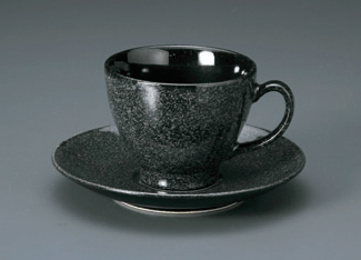 Pokela漆黒コーヒーC/S(碗と受け皿セット) Pokela漆黒コーヒーC/S(碗と受け皿セット)