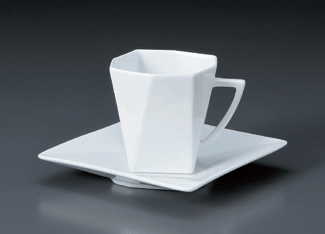 白磁折り紙コーヒーC/S(YUW)(碗と受け皿セット) 白磁折り紙コーヒーC/S(YUW)(碗と受け皿セット)