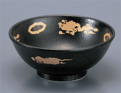 黒釉金竜７．０玉淵丼