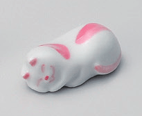 ピンク眠り猫箸置