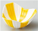 黄釉塗分割山椒小鉢